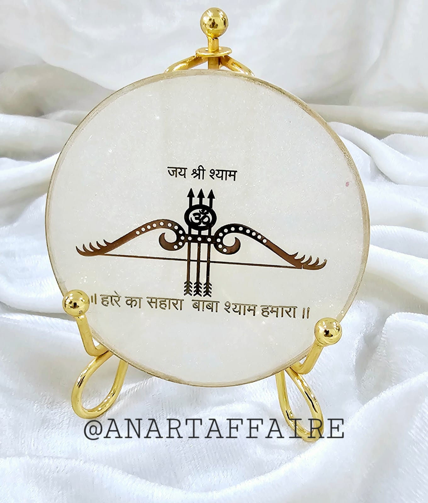 Minimal devotional resin plaque with gold stand and spiritual motif